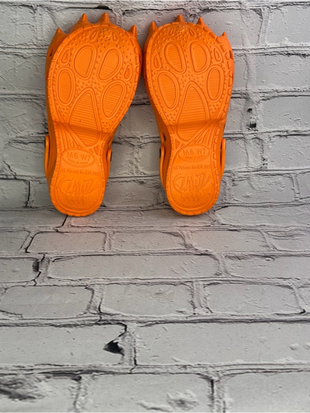 Clawz Unisex Orange Toe-Sculpted EVA Clogs with Heel Strap - Picture 6 of 7